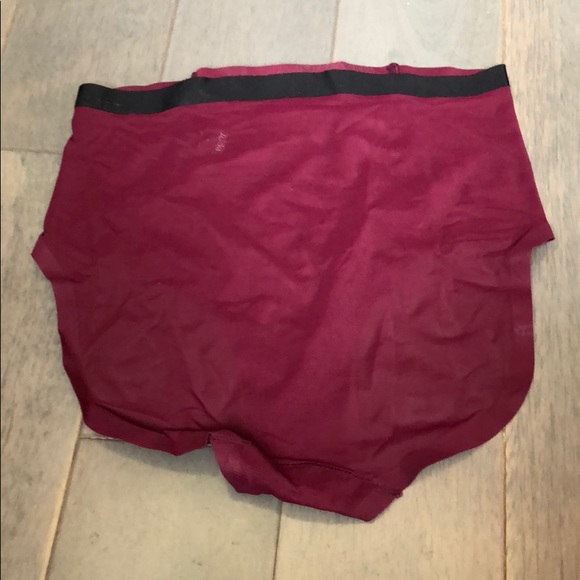 Body by Victoria‘a Secret mesh bra & panty.34C & S - Picture 5 of 6